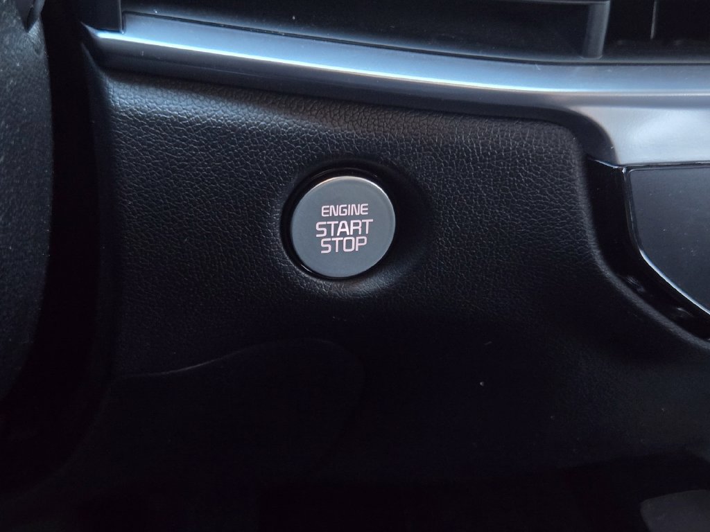 Used 2025 Kia Sorento EX w/ EX Panoramic Sunroof Package FWD image 24