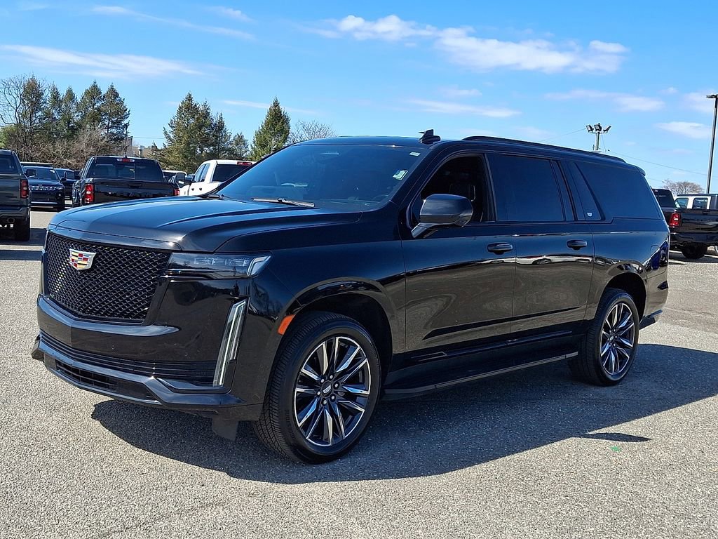 Used 2023 Cadillac Escalade ESV Sport AWD/4WD image 6