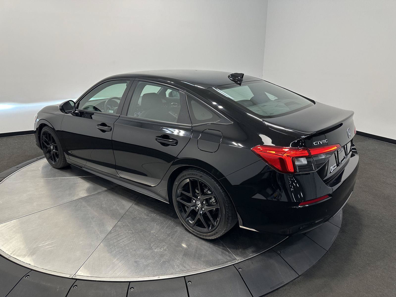 Certified 2024 Honda Civic Sport image 5