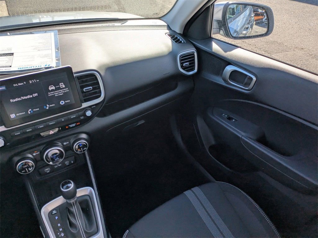 New 2026 Hyundai Venue SEL FWD image 17