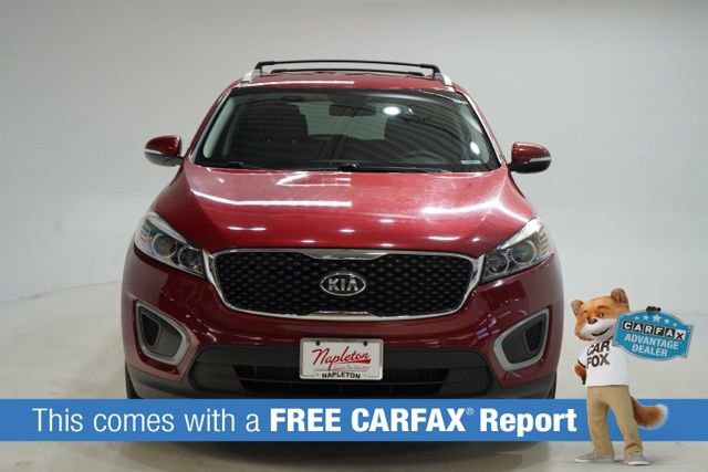Used 2016 Kia Sorento LX image 2