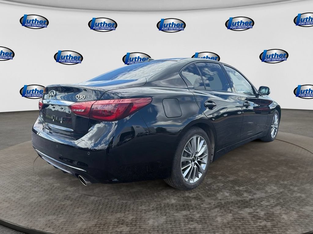 Used 2023 INFINITI Q50 Luxe AWD/4WD image 5