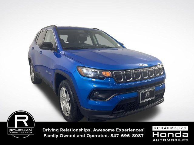 Used 2022 Jeep Compass Latitude w/ Convenience Group AWD/4WD image 3