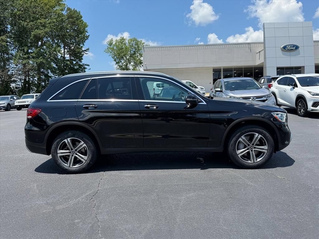 Used 2022 Mercedes-Benz GLC 300 image 3