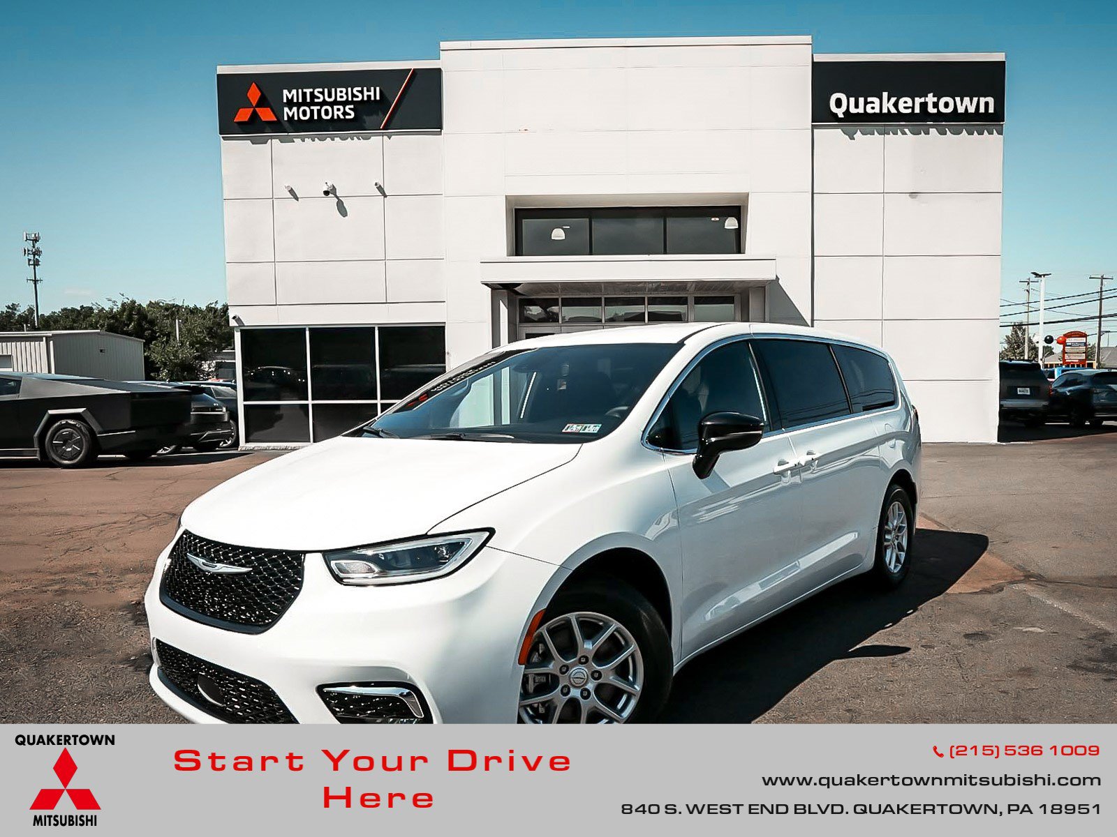 Used 2026 Chrysler Pacifica Select FWD image 1