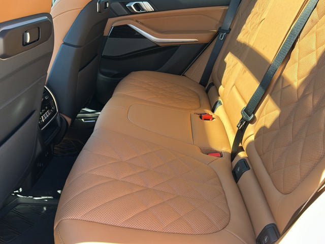New 2026 BMW X5 xDrive40i w/ M Sport Package AWD/4WD image 47