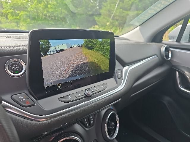 Certified 2025 Chevrolet Blazer LT FWD image 19