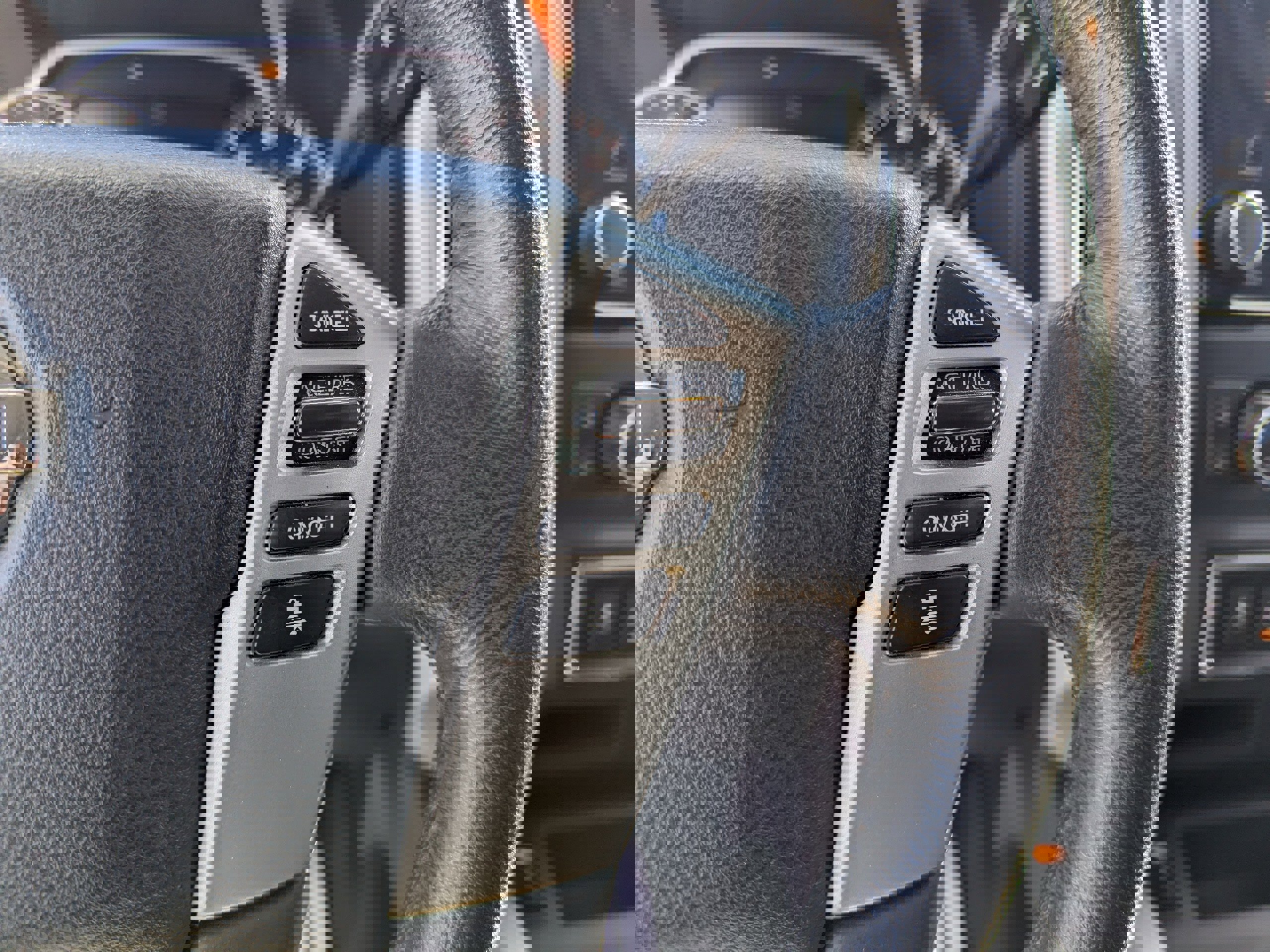 Used 2020 Nissan Titan SV w/ SV Convenience Package image 17