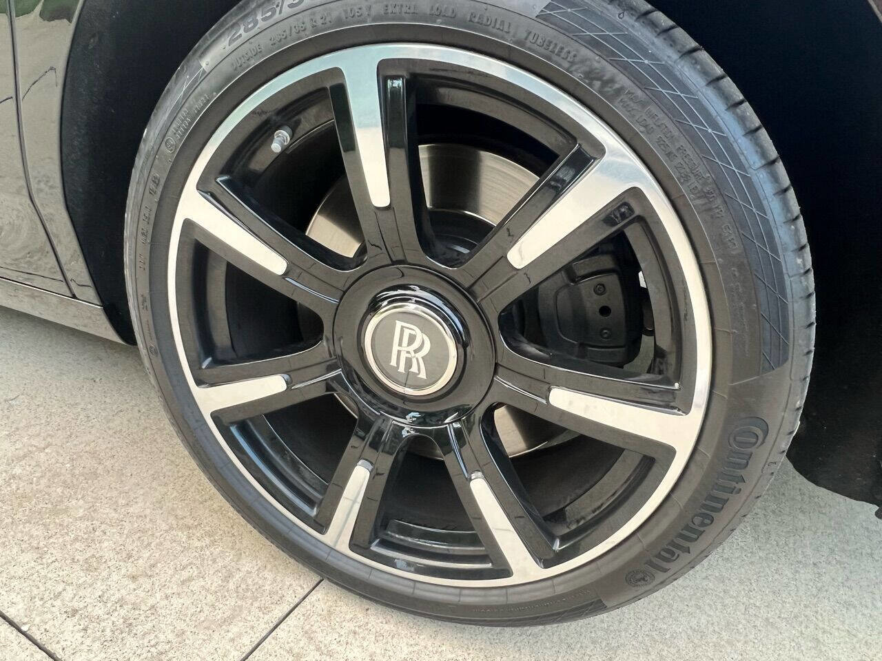 Used 2013 Rolls-Royce Ghost image 12