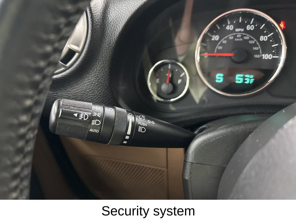 Used 2017 Jeep Wrangler Unlimited Sahara w/ Connectivity Group image 34