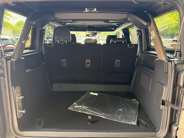 New 2026 Ford Bronco Outer Banks AWD/4WD image 21