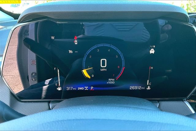 Used 2025 Chevrolet TrailBlazer LT AWD/4WD image 13