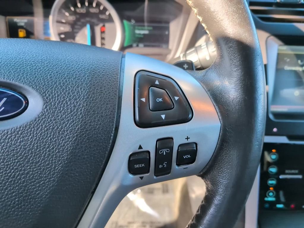 Used 2015 Ford Explorer Sport w/ Equipment Group 401A image 17