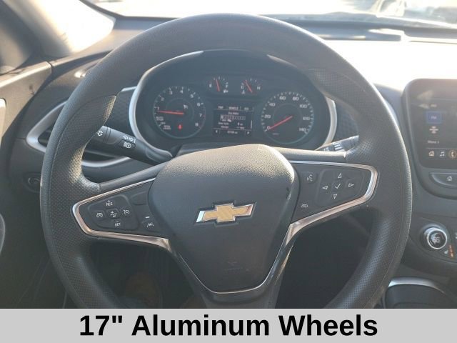 Used 2025 Chevrolet Malibu LT image 12