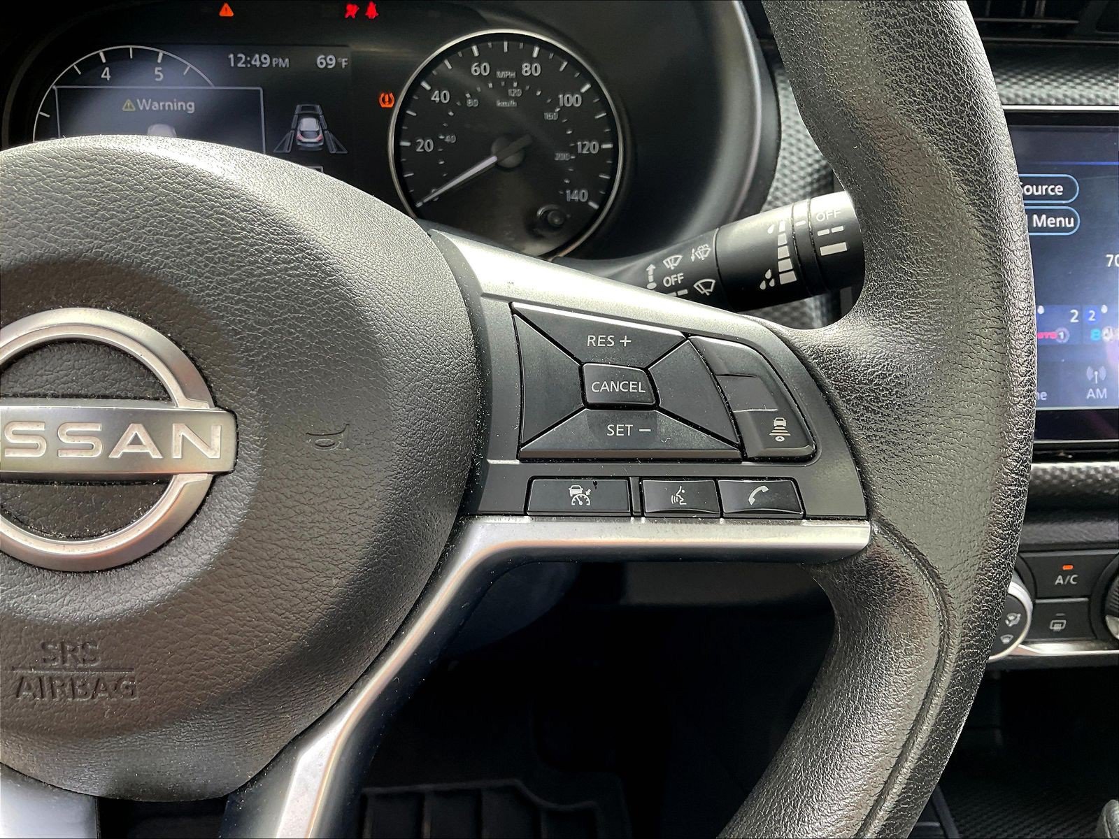 Used 2023 Nissan Kicks SV FWD image 12