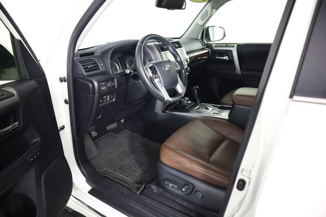 Used 2023 Toyota 4Runner Limited AWD/4WD image 32