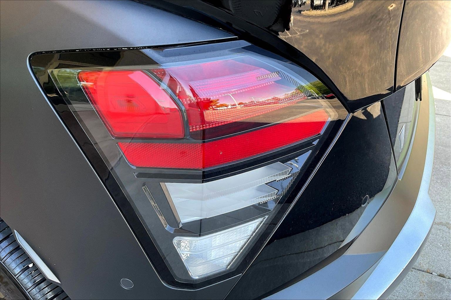 Used 2024 Hyundai Kona Limited AWD/4WD image 22
