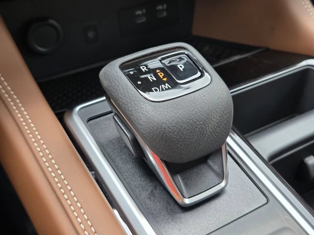 New 2026 Nissan Pathfinder Platinum AWD/4WD image 32