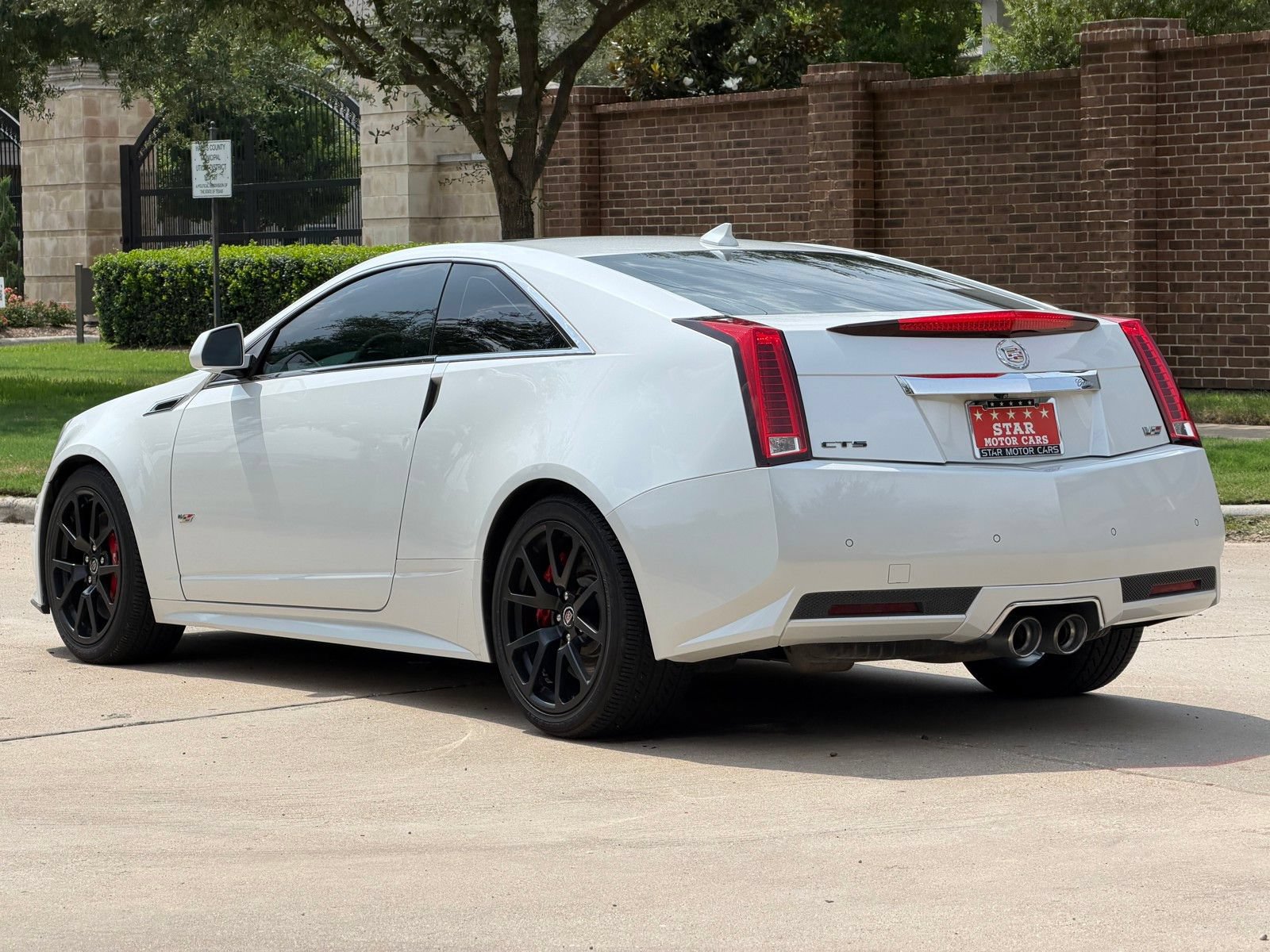 Used 2015 Cadillac CTS V RWD image 14