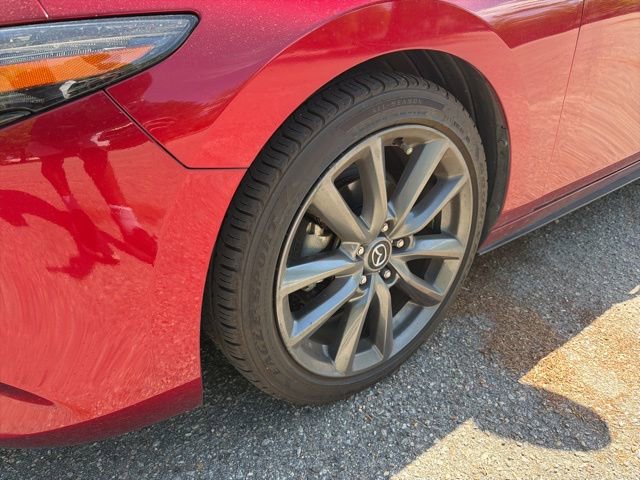 Used 2019 MAZDA MAZDA3 Hatchback FWD image 9