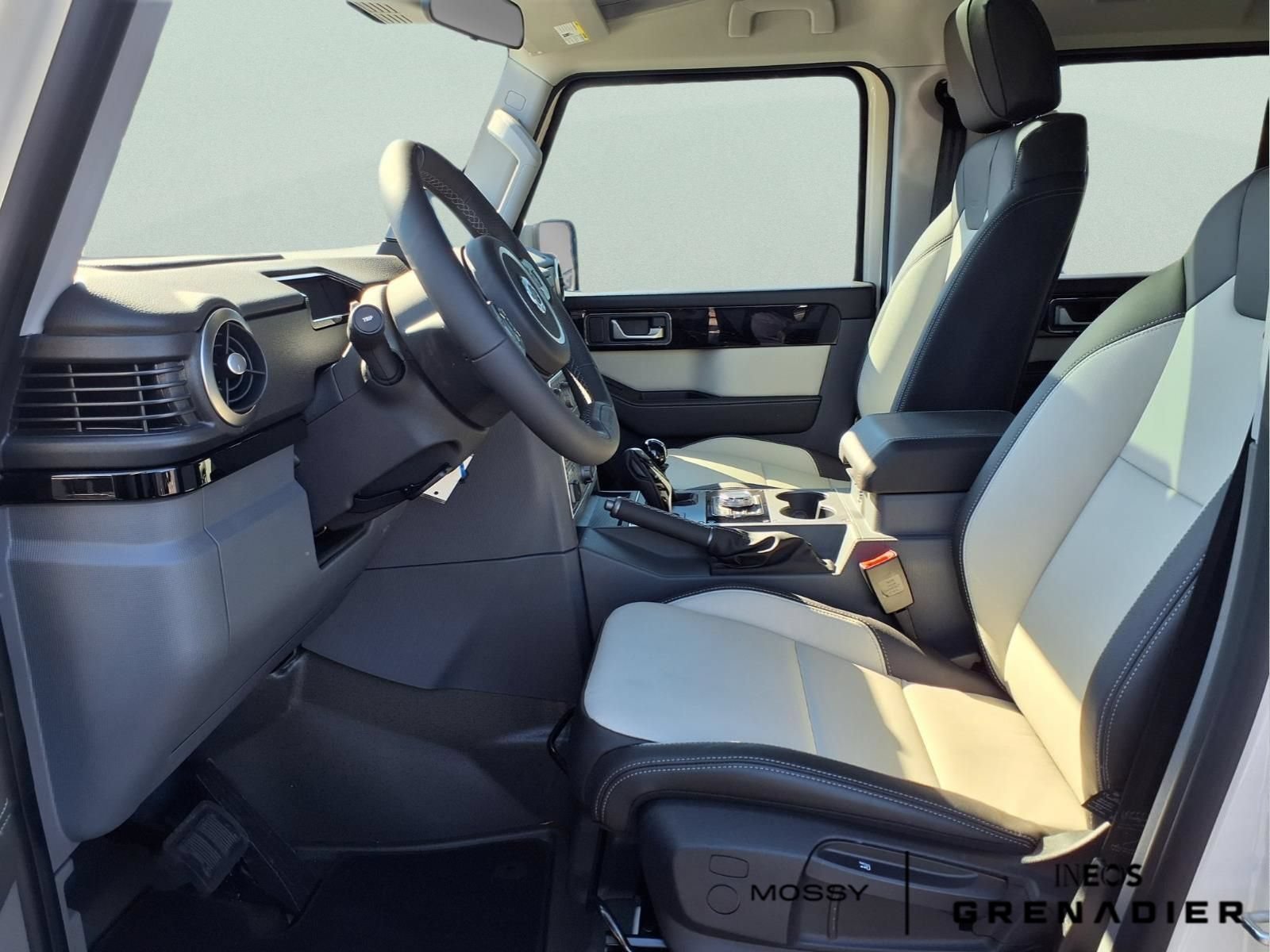 New 2025 INEOS Grenadier Station Wagon AWD/4WD image 8