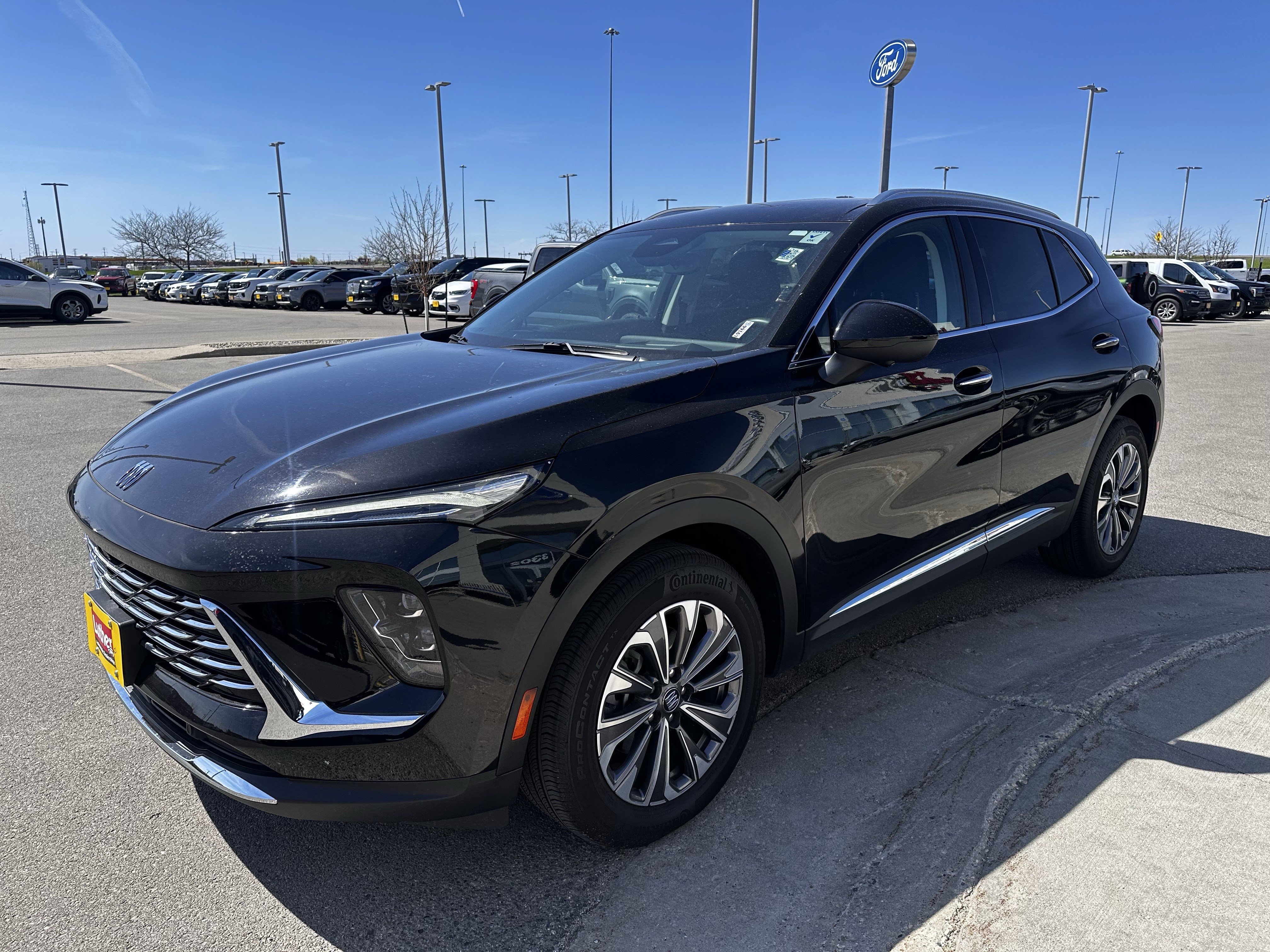 Used 2025 Buick Envision Preferred AWD/4WD video 2