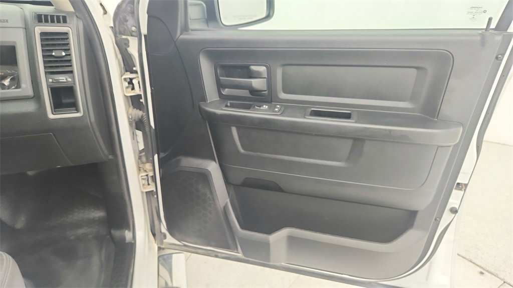 Used 2016 RAM 1500 Tradesman image 29