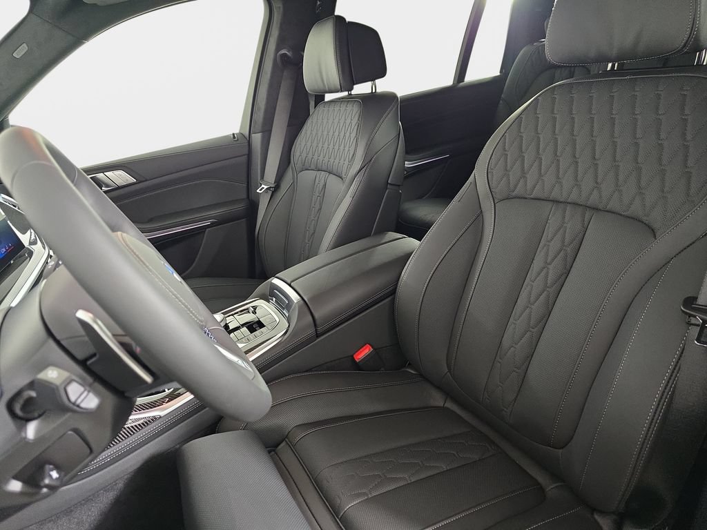 New 2027 BMW X7 M60i AWD/4WD image 15