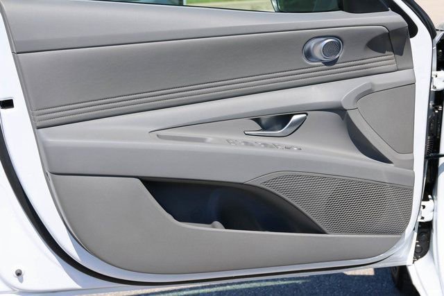 New 2026 Hyundai Elantra Sport image 7