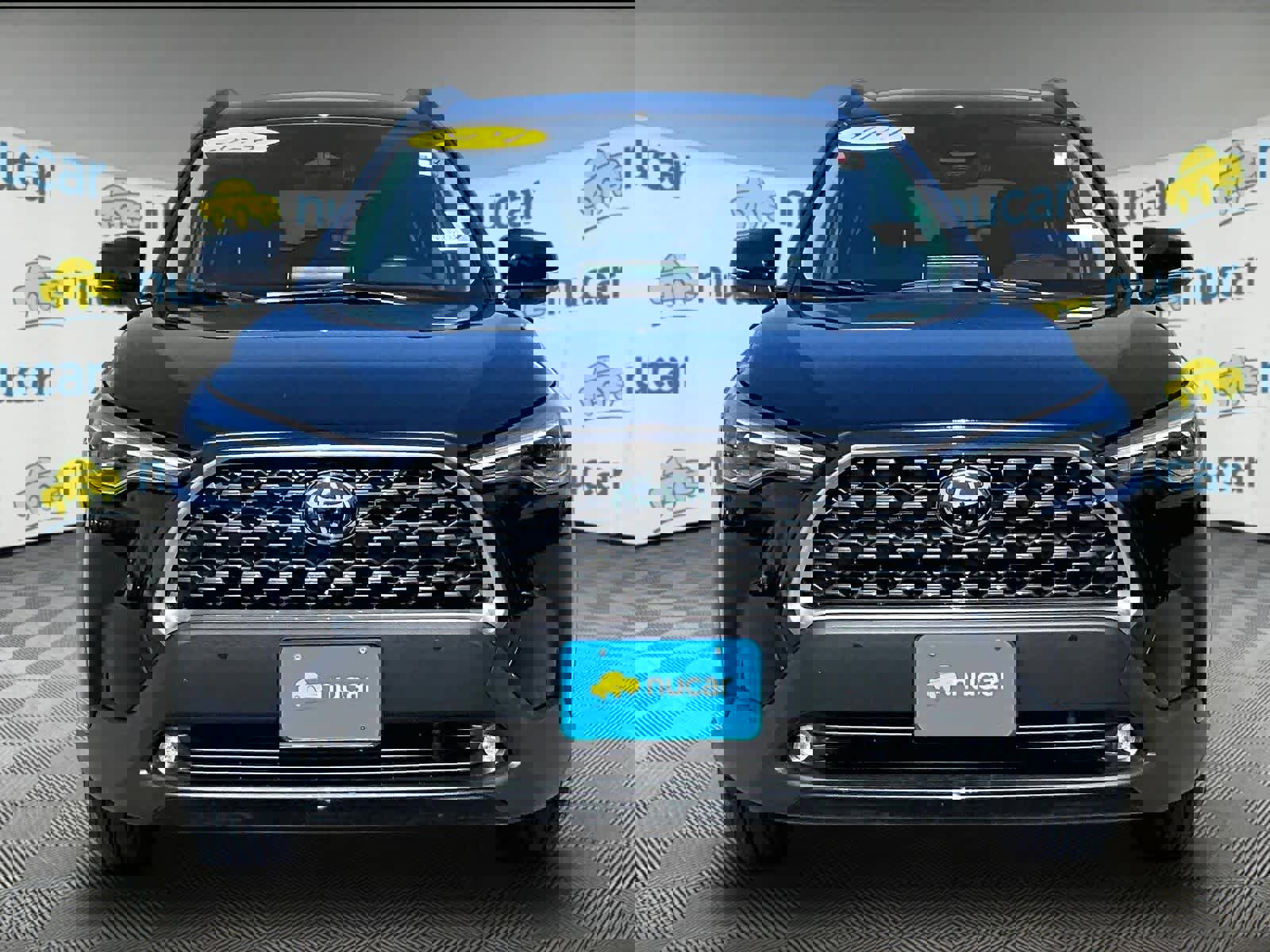 Used 2024 Toyota Corolla Cross XLE w/ Convenience Package video 2