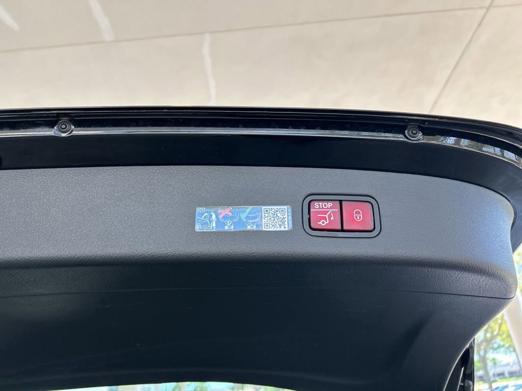 Used 2024 Mercedes-Benz GLC 43 AMG 4MATIC image 38