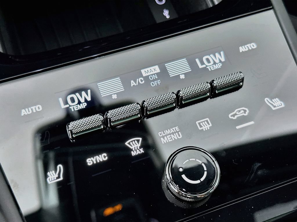 New 2026 Porsche Cayenne AWD/4WD image 18