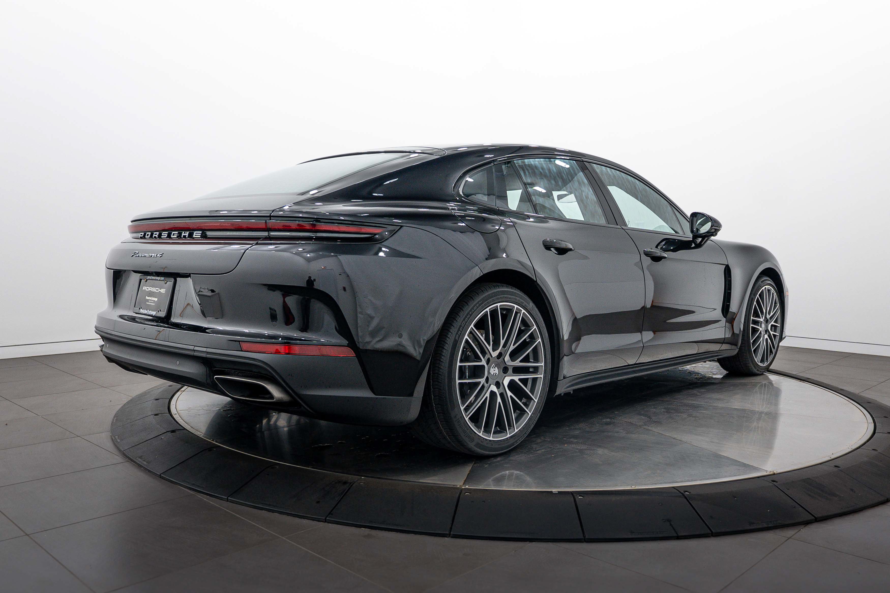 Certified 2026 Porsche Panamera 4 AWD/4WD image 7