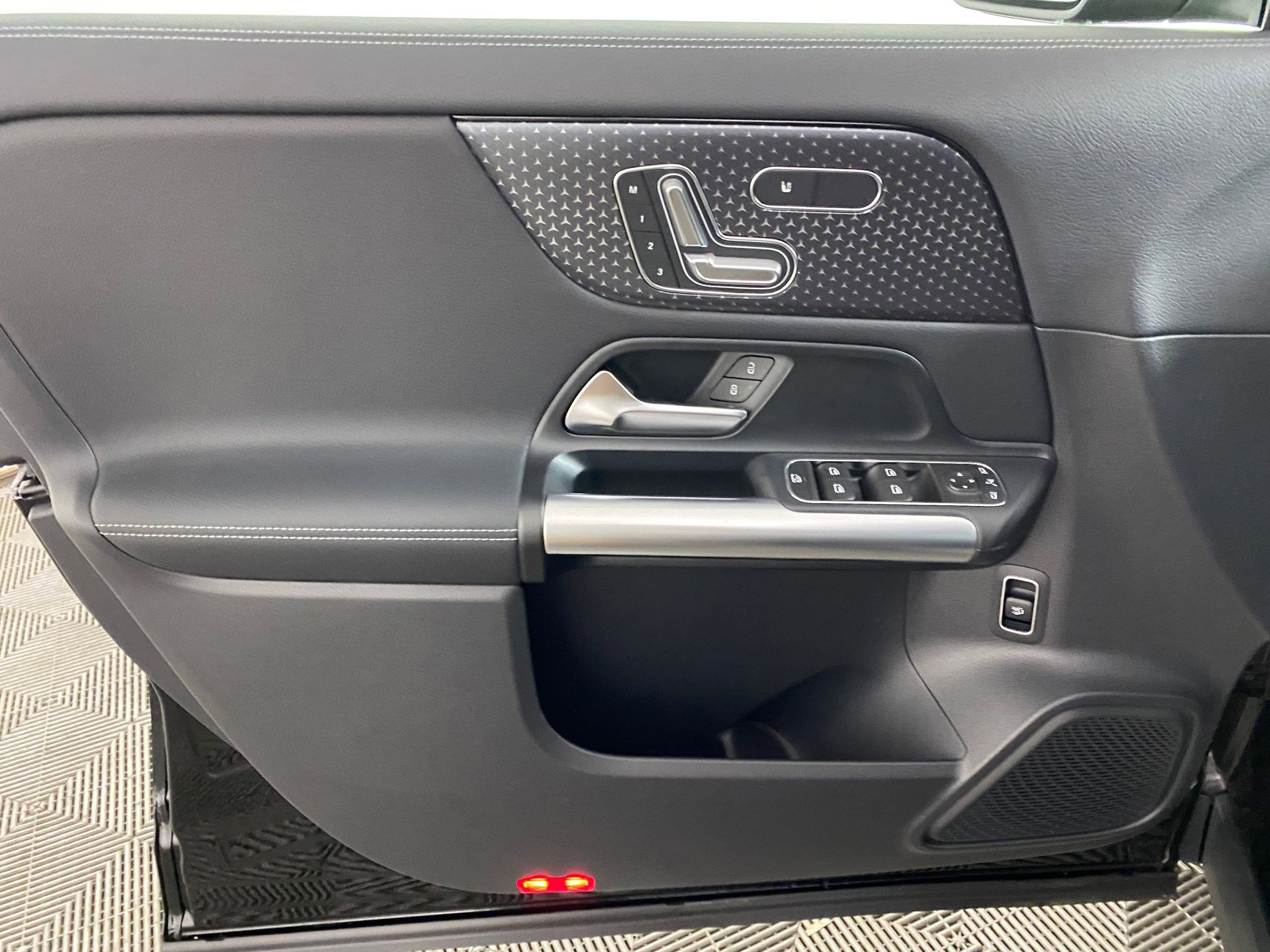 Used 2026 Mercedes-Benz GLA 250 4MATIC image 11