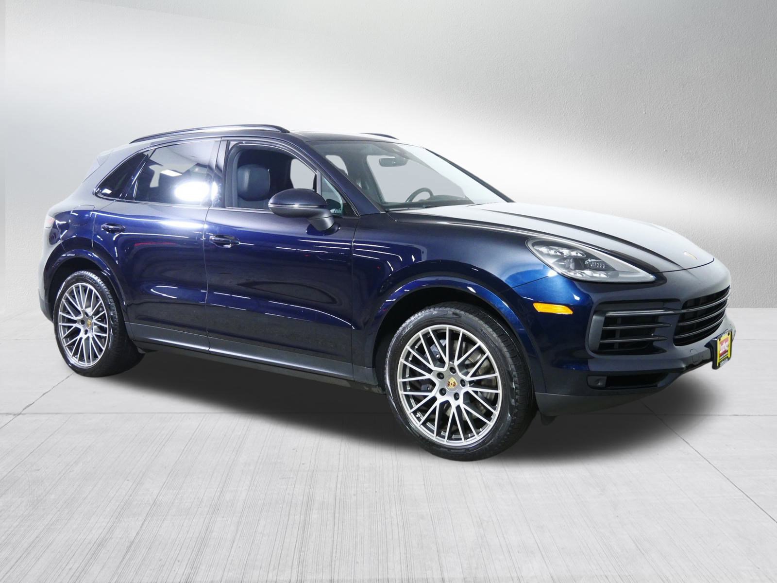 Used 2022 Porsche Cayenne Platinum Edition video 1