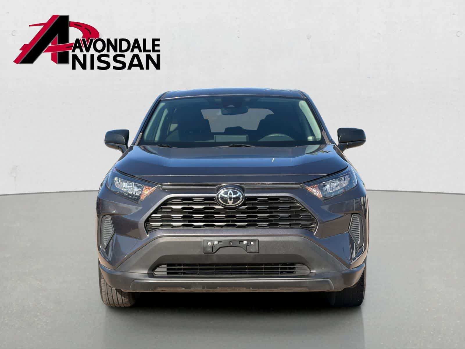 Used 2022 Toyota RAV4 LE FWD image 4