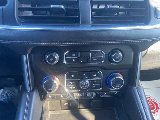 Used 2023 Chevrolet Suburban LT image 23