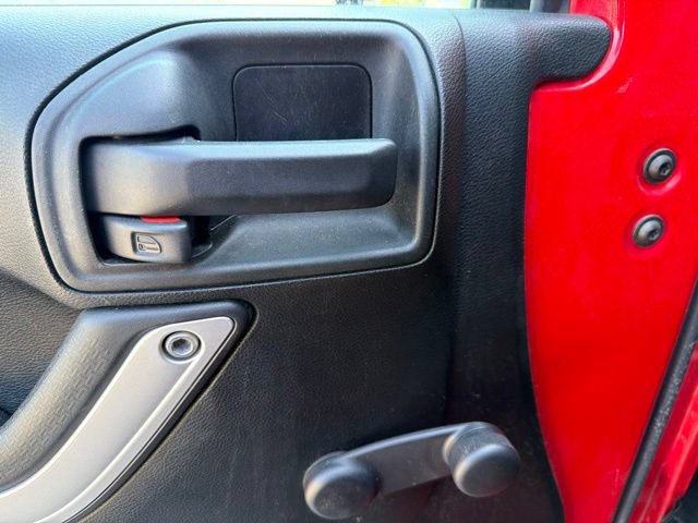 Used 2018 Jeep Wrangler Rubicon AWD/4WD image 28