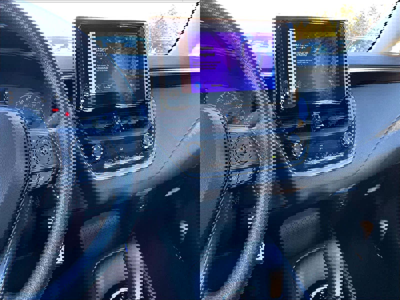 Used 2023 Toyota Corolla LE image 18