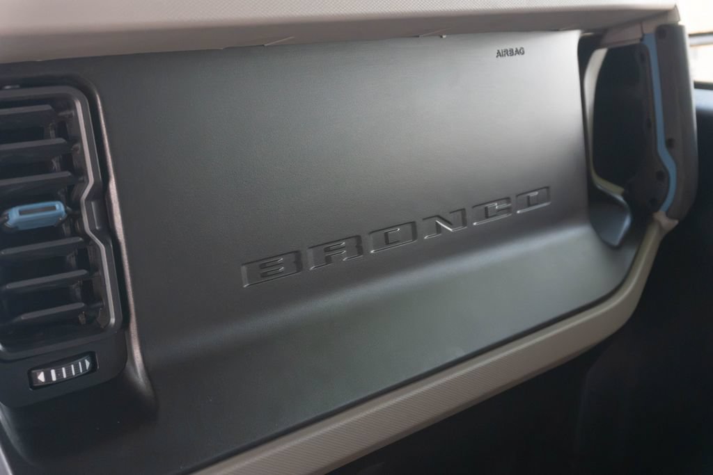Used 2022 Ford Bronco Wildtrak AWD/4WD image 29