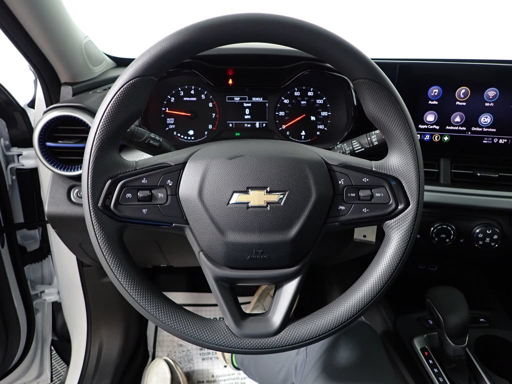 New 2026 Chevrolet Trax LS w/ LS Convenience Package FWD image 24
