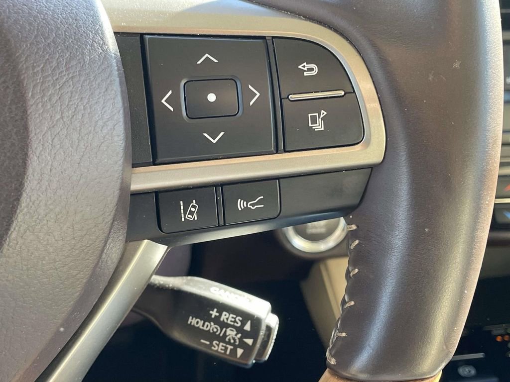 Used 2017 Lexus RX 350 FWD w/ Premium Package image 11