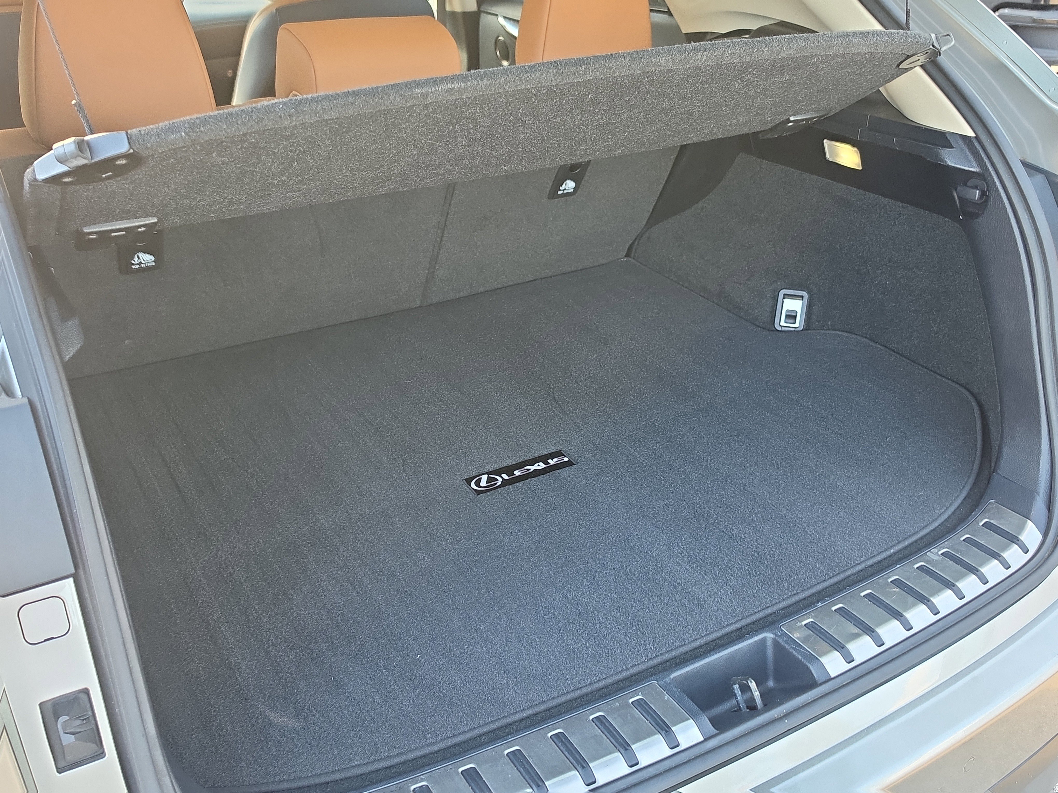 Used 2018 Lexus NX 300 AWD w/ Comfort Package image 7