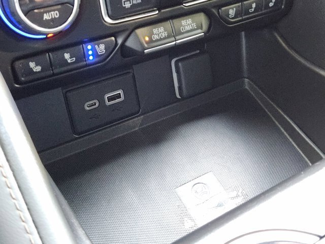 Used 2023 Chevrolet Tahoe High Country image 24