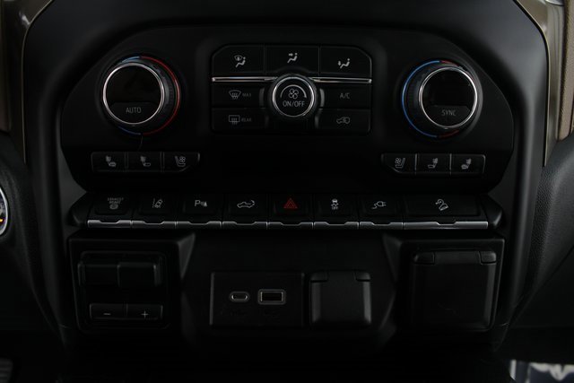 Used 2022 Chevrolet Silverado 2500 High Country w/ Z71 Off-Road Package image 8