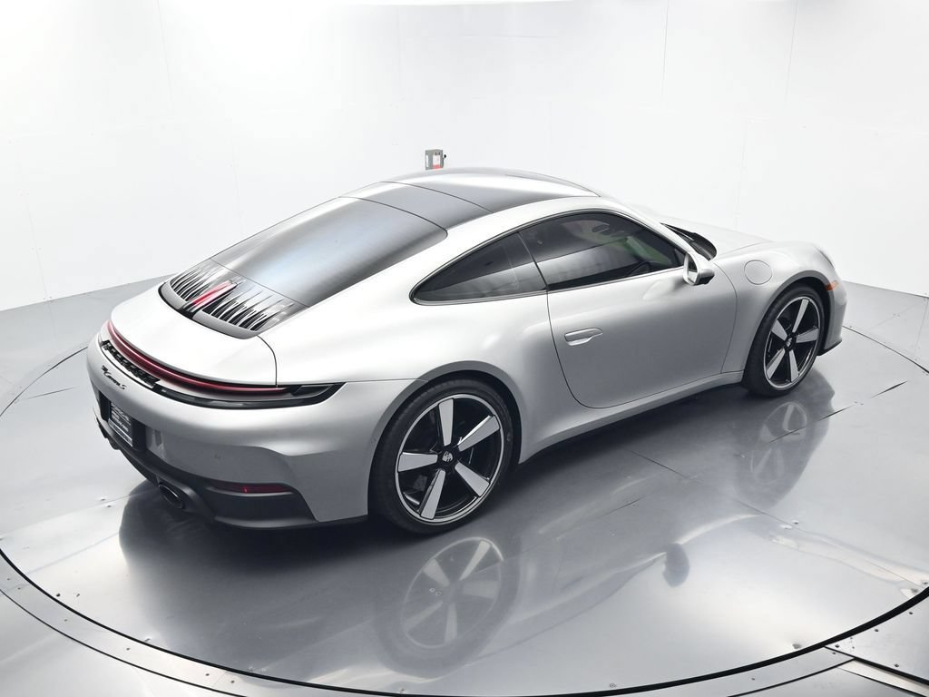 Certified 2025 Porsche 911 Carrera S RWD image 40