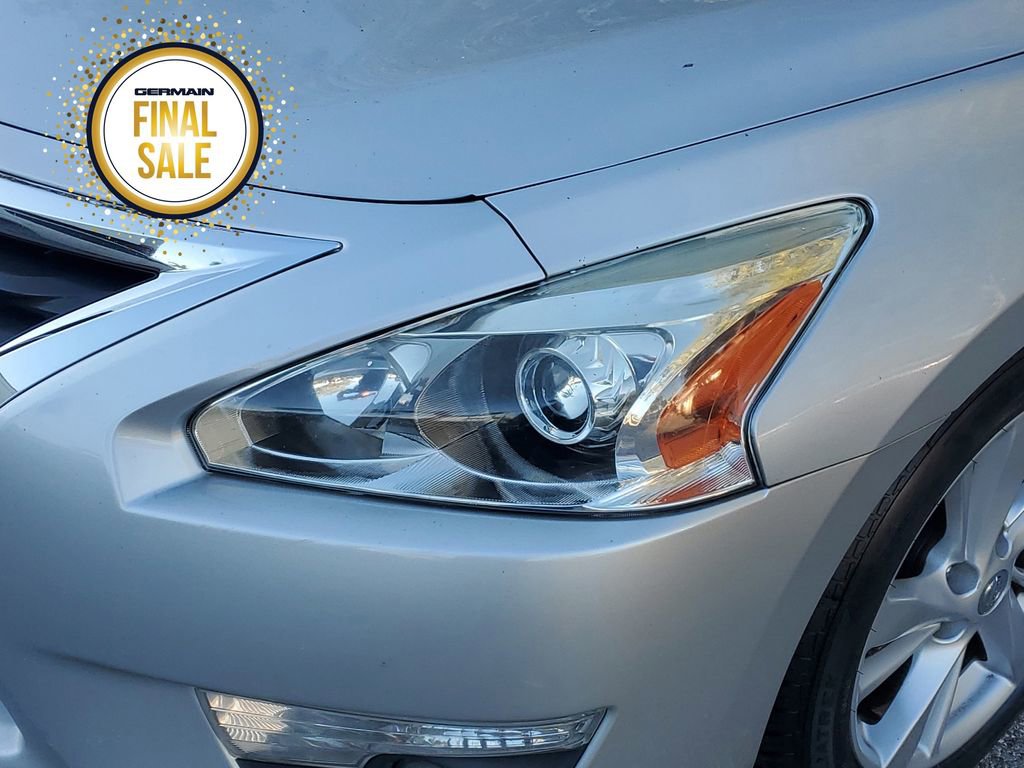 Used 2013 Nissan Altima 2.5 SL w/ Technology Pkg image 12