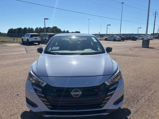 New 2025 Nissan Versa SR w/ Trunk Package image 6