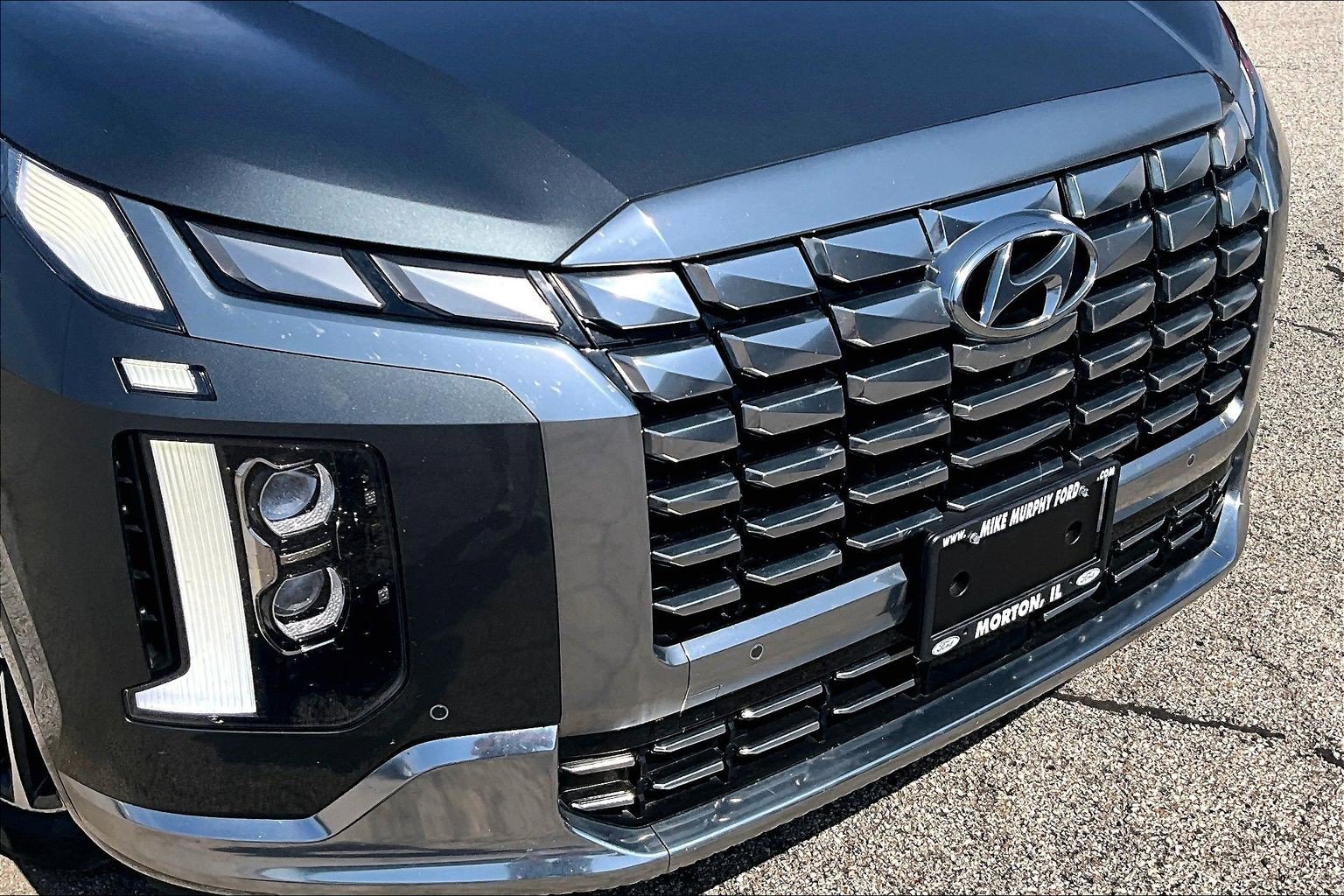 Used 2023 Hyundai Palisade Calligraphy image 32