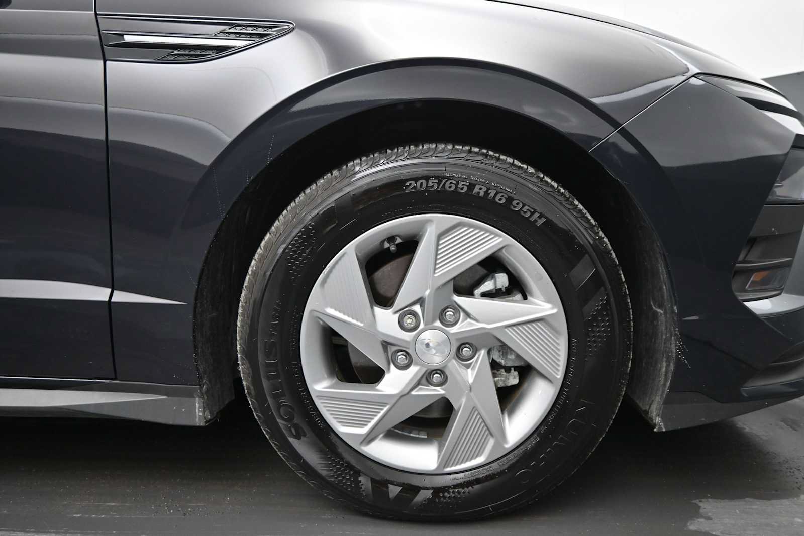 Used 2025 Hyundai Sonata SE FWD image 10